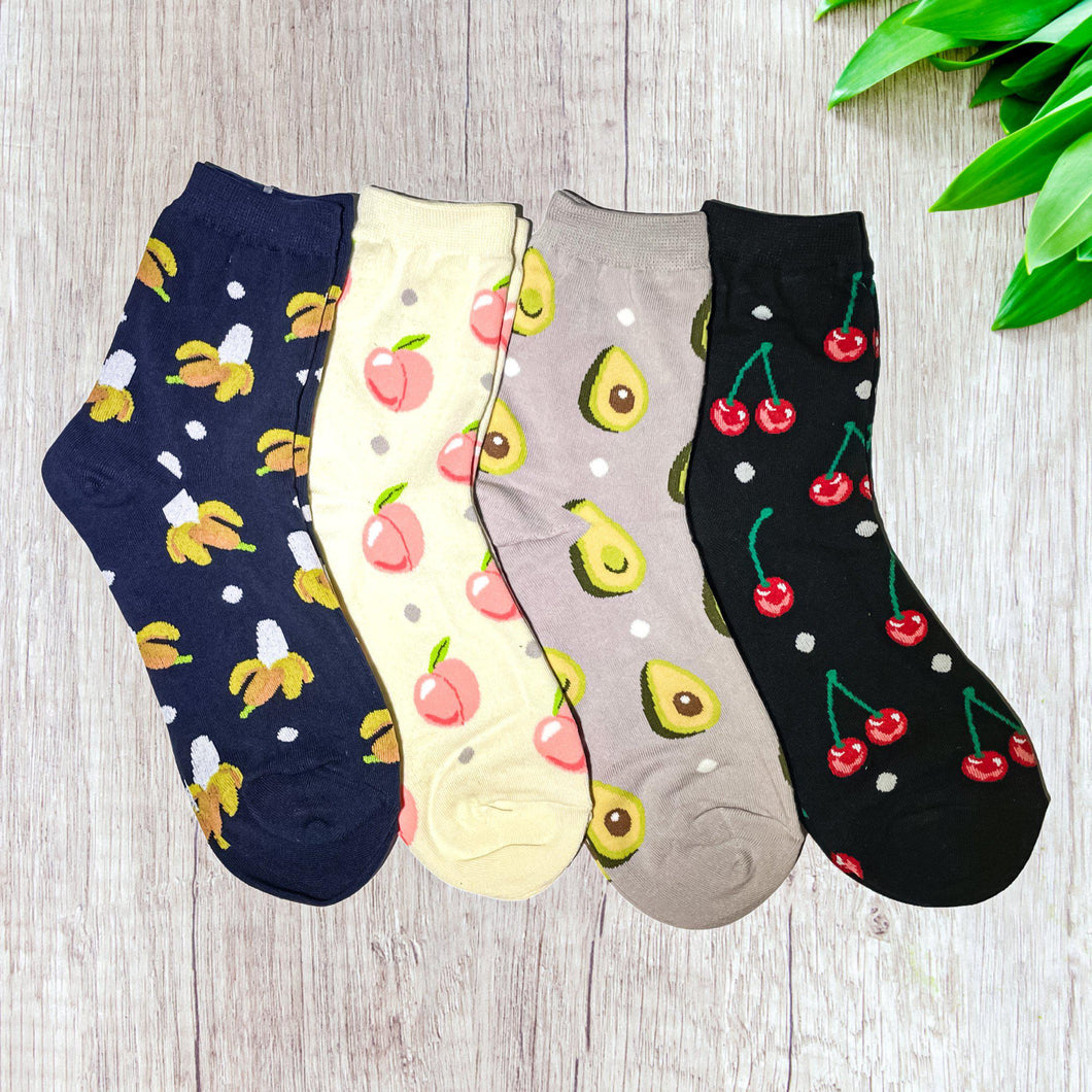 Fun Fruit Pattern Women's Ankle Socks - 4 Pairs Pack / Women's Shoe Size 5-9 - UPKIWI