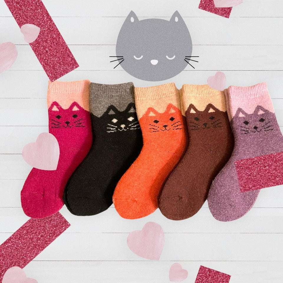 Happy Cat Feet Girls Wool Socks - Extra Thick and Warm Winter Kids Socks - UPKIWI