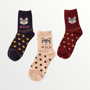 Forest Wolf Lightweight Wool Blend Socks - 3 Pairs Pack / Women's Shoe Size 5-10 - UPKIWI