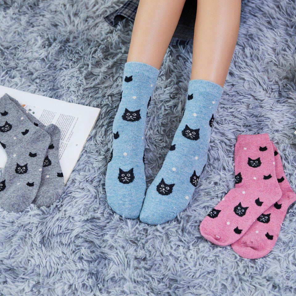 Snowy Cat Wool Blend Socks - UPKIWI