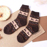 Vintage Reindeer Ultra Warm Wool Blend Socks - Brown / Women's Shoe Size 5-10 - UPKIWI